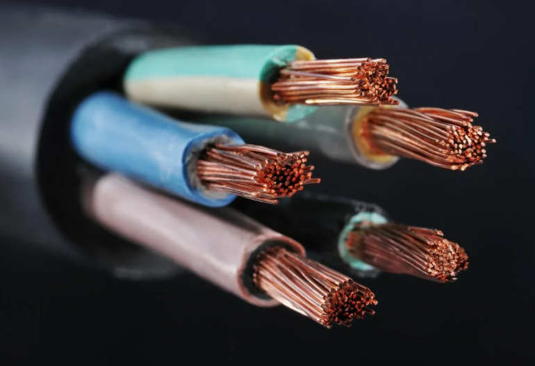 Elastyczne rozwiązania w zakresie sprzętu kablowego Elastyczne rozwiązania w zakresie sprzętu kablowego